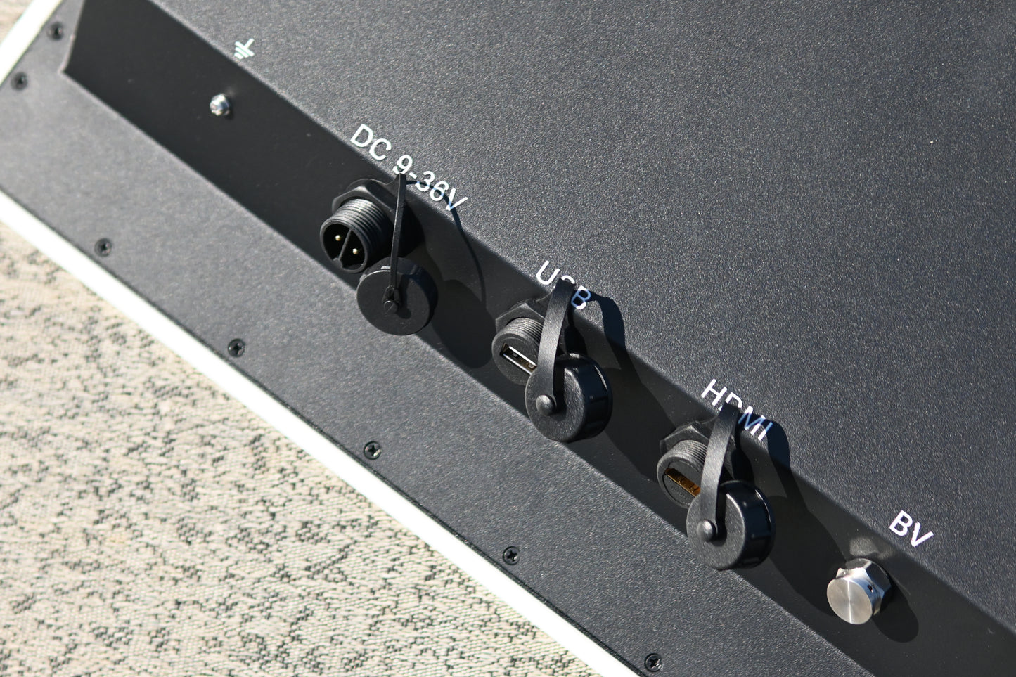 GF Edge 19 Display by Get Fish Marine